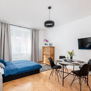 Corner Near Vistula River Apartment
