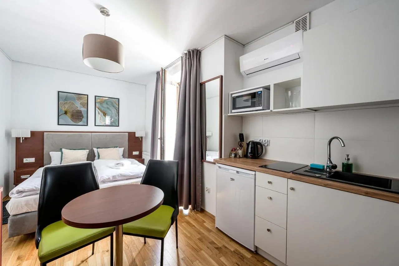 On/Set Aparthotel Krakow Apartment